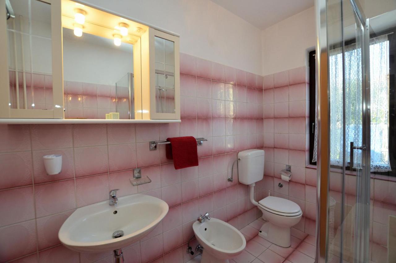 Rooms Tomc Fuškulin Eksteriør billede