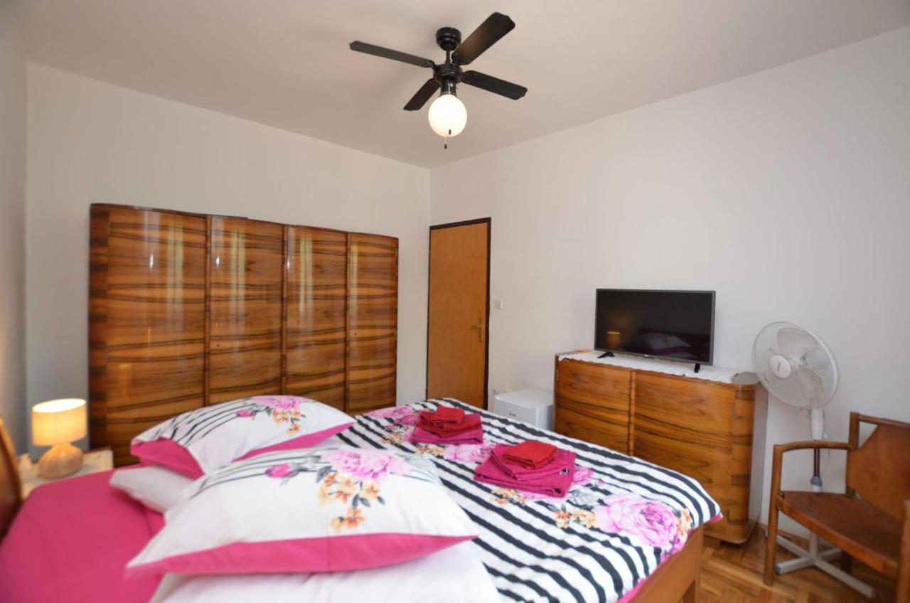 Rooms Tomc Fuškulin Eksteriør billede